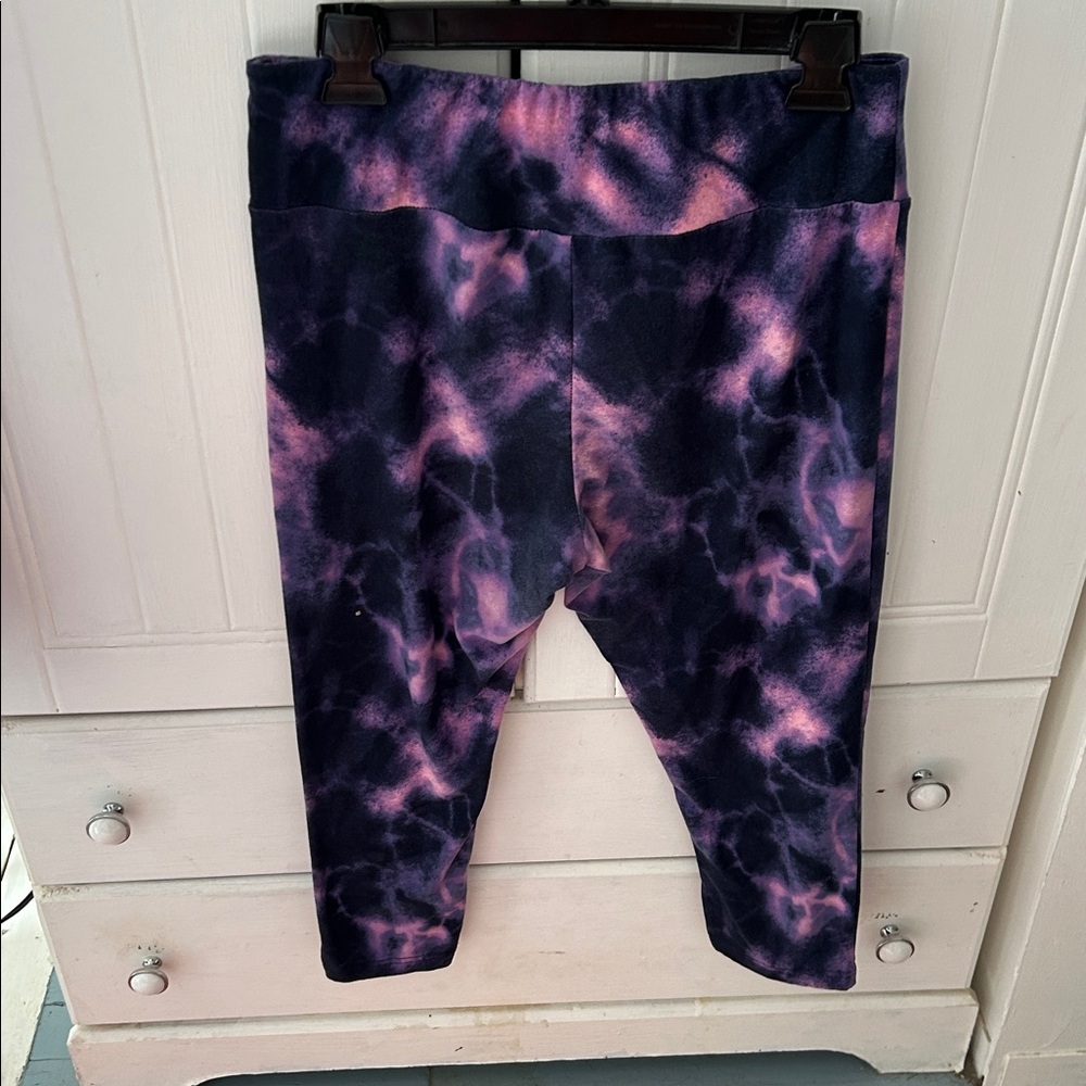 Terra & Sky Women’s Purple and Pink Leggings EUC with Cropped Length/Ankle - Picture 7 of 10